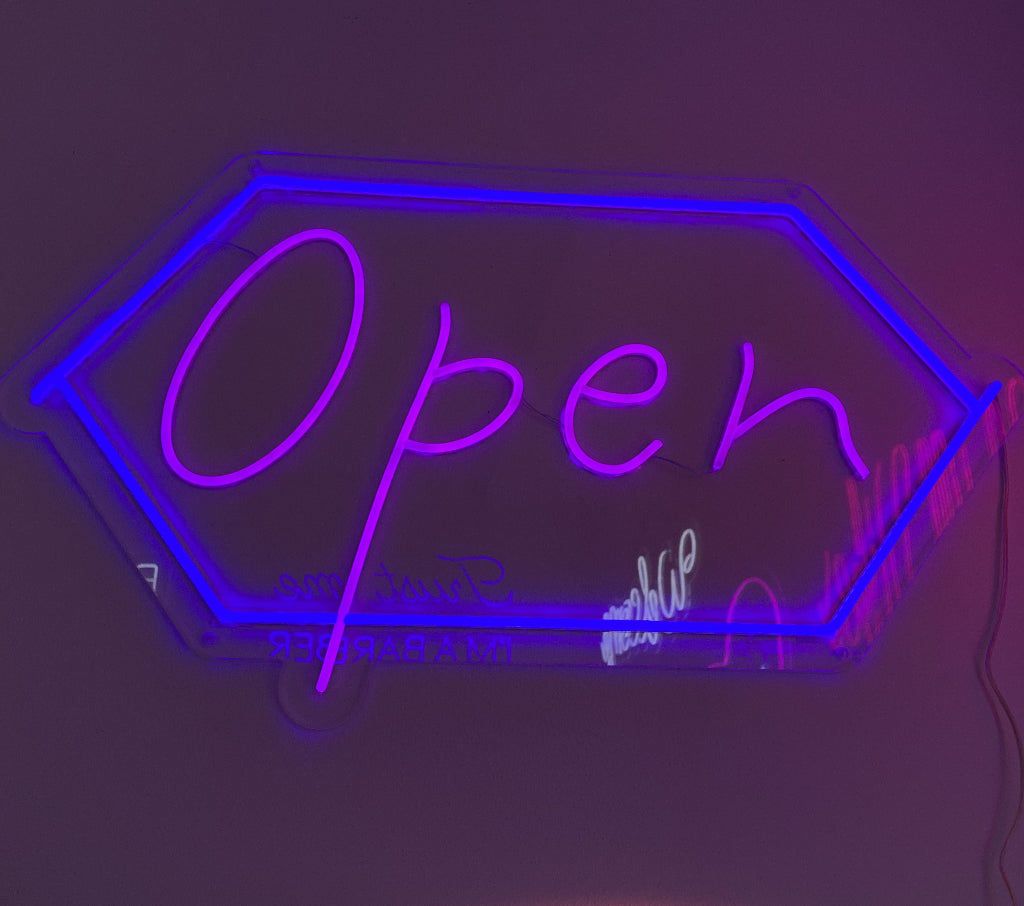 Offenes Neonschild - The Art Neon