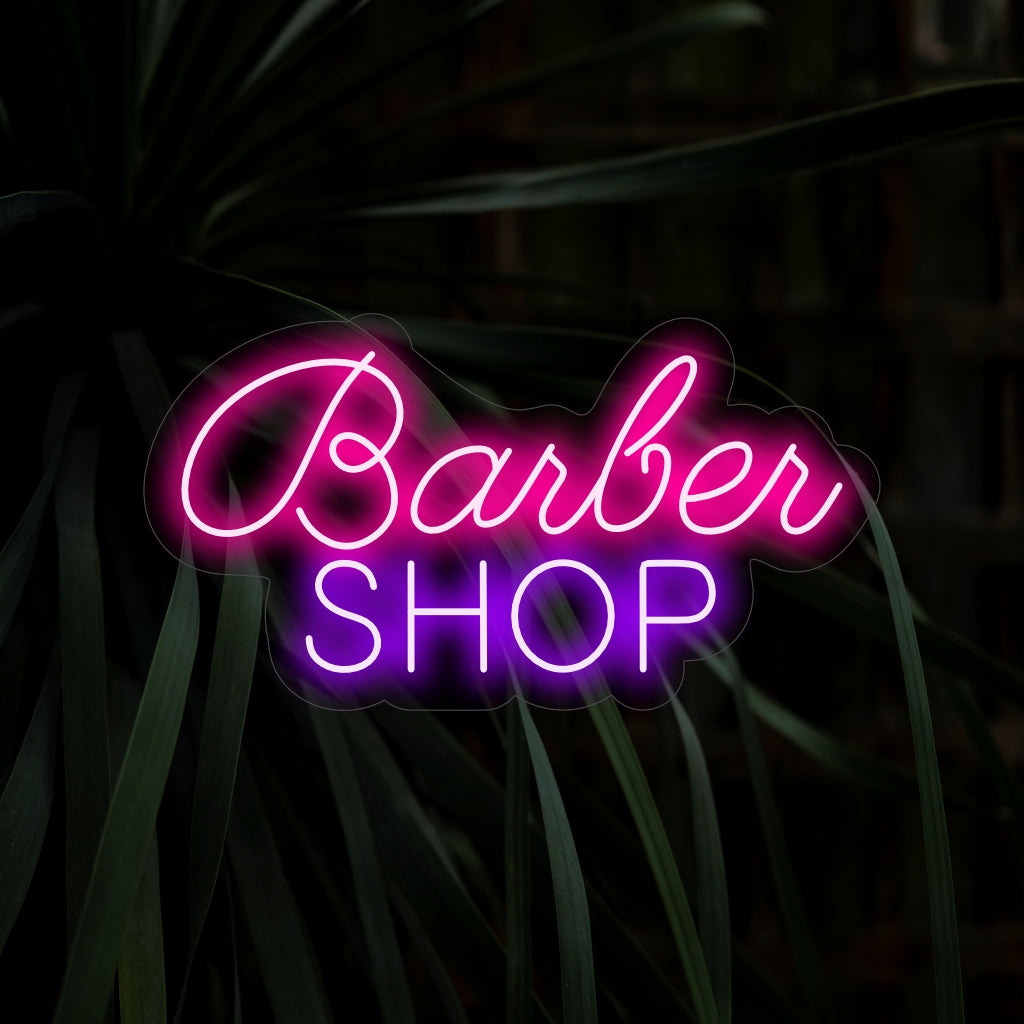 „Barber Shop Neon Sign“ – Ein klassisches Neonlicht mit der Aufschrift „Barber Shop“, das in Ihrem Friseursalon eine zeitlose und stilvolle Atmosphäre schafft.