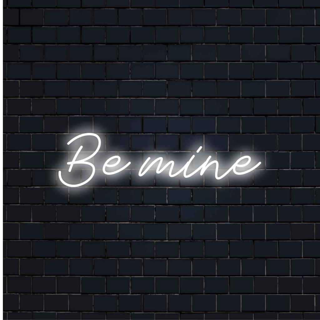Be Mine – individuelles LED-Neonschild: leuchtend rosa Neontextkunst, perfekt für romantische Neonlichtdekoration und personalisiertes Neonschilddesign.
