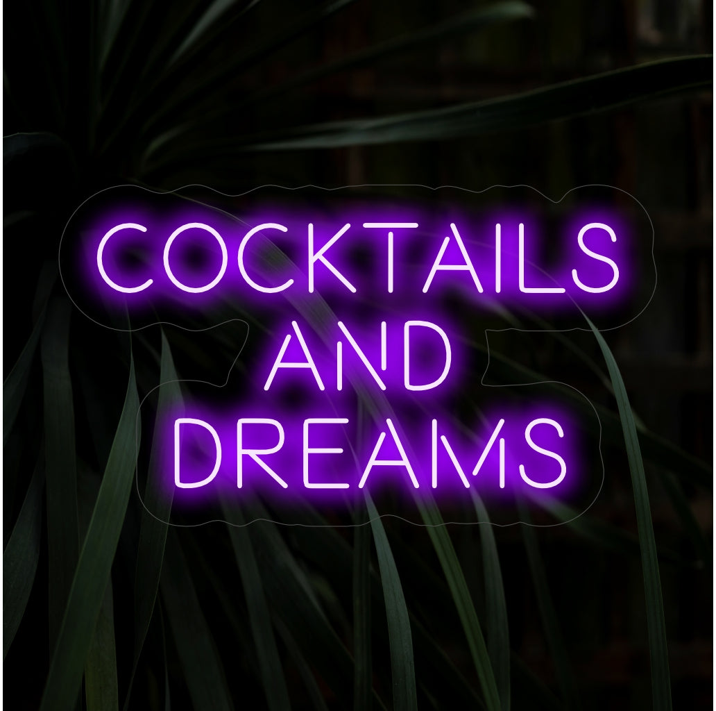 „Cocktails And Dreams Neon Sign“ – Ein trendiges und temperamentvolles Neonlicht mit den Worten „Cocktails And Dreams“, das Ihrer Bar oder Ihrem Unterhaltungsbereich ein stilvolles und unterhaltsames Ambiente verleiht.