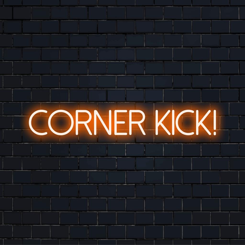 Helles, individuelles LED-Neonschild „Corner Kick!“, ein auffälliges Neon-Wandkunstwerk, das jeden Raum mit sportlichem Flair erhellt.
