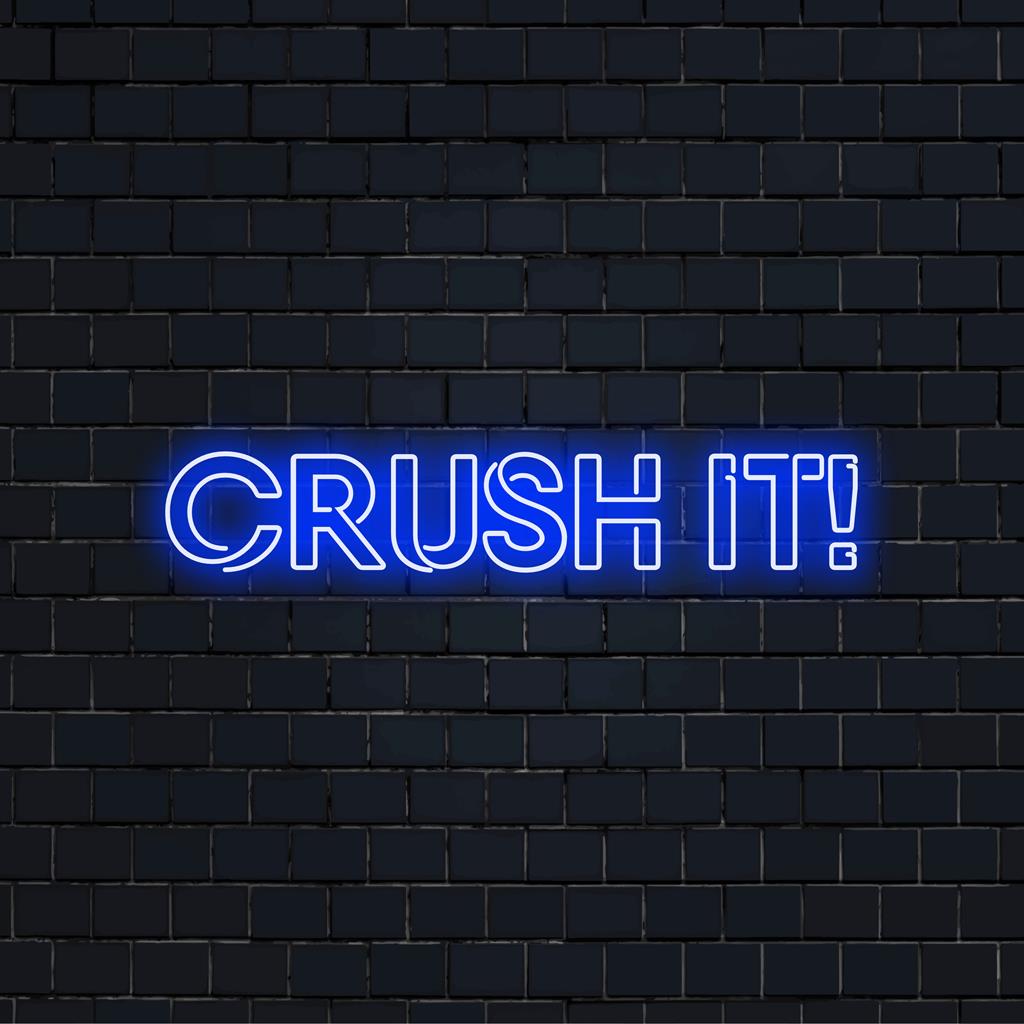 Das leuchtende „Crush It!“-Neonschild strahlt Motivation aus; perfekte LED-Wanddekoration oder personalisierte Kunst. Maßgeschneidertes Leuchten für jeden Raum.