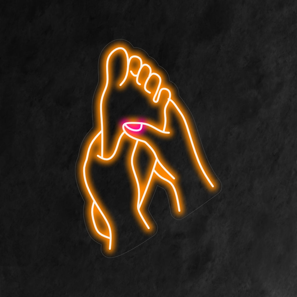 „Foot Massage Neon Sign“ ist eine wohltuende und entspannende Ergänzung für Ihr Wellness-Interieur. Ein Neonlicht, das Sie einlädt, sich zu entspannen und eine Fußmassage zu genießen.
