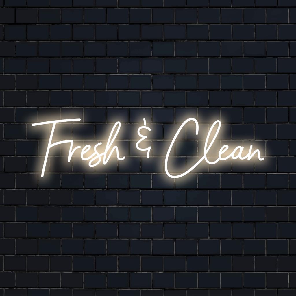 Maßgefertigtes LED-Neonschild mit lebendigem, einzigartigem Design; ideal für moderne Einrichtung und persönliches Ambiente.