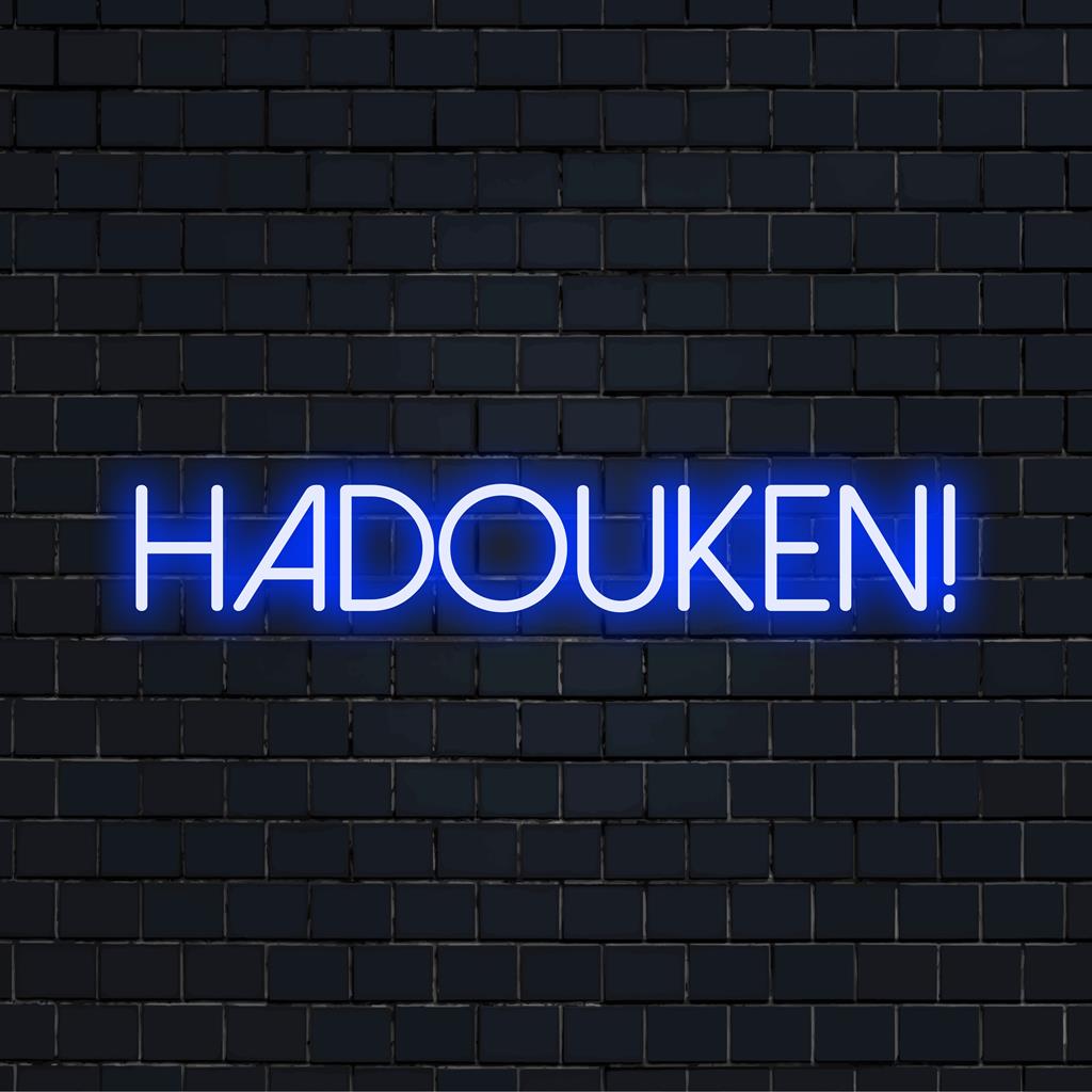 Individuelles LED-Neonschild mit der Aufschrift „Hadouken!“ in leuchtenden Neonfarben; perfekte Neon-Wandkunst für Gaming-Enthusiasten.