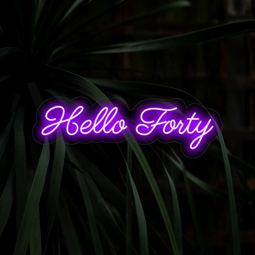 „Hello Forty“-Neonschild – Eine fröhliche und festliche Ergänzung für 40. Geburtstagsfeiern, die eine positive und lebendige Stimmung verbreitet, um den Beginn eines neuen Jahrzehnts zu markieren.