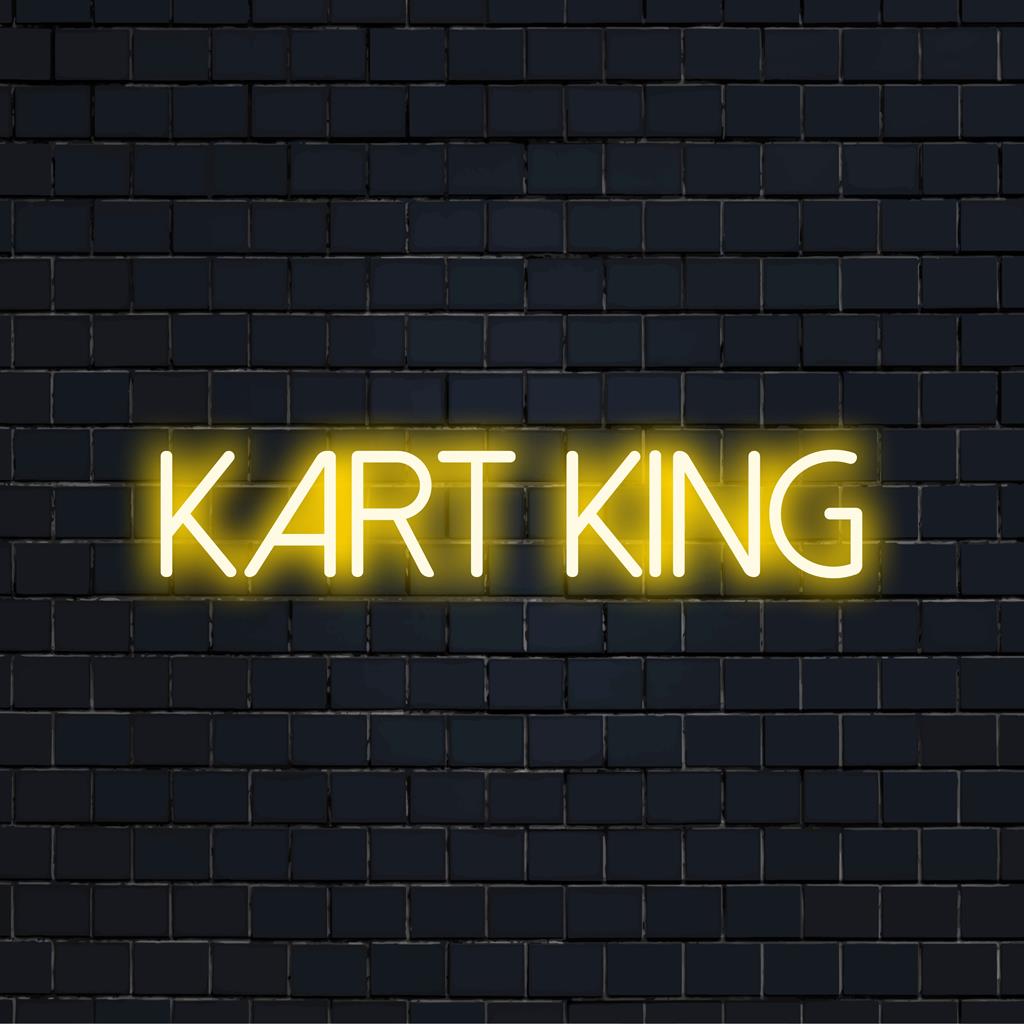 Farbenfrohes, individuelles LED-Neonschild von Kart King, perfekt, um jedem Raum eine einzigartige Note zu verleihen. Vielseitiges Neonlicht-Dekor.