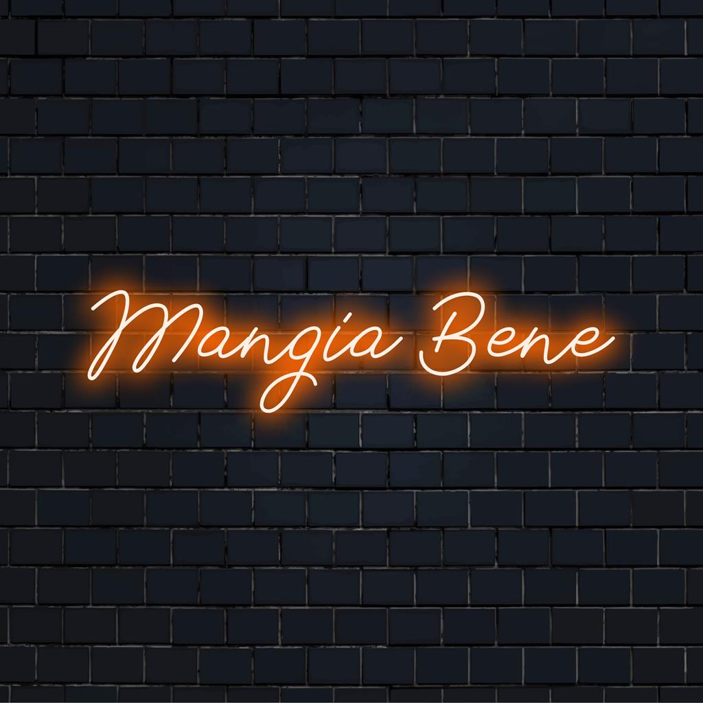 Handgefertigte LED-Neonkunst mit persönlicher Note von Margia Bene, perfekt für eine einzigartige Innenbeleuchtung.
