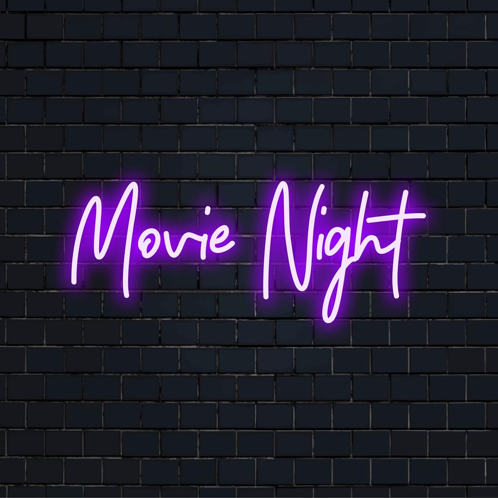 Individuelles LED-Neonschild mit der Aufschrift „Filmnacht“ in hellem Neon, perfekt für die Heimkino-Dekoration. Ideale Neon-Wandkunst für Filmliebhaber.