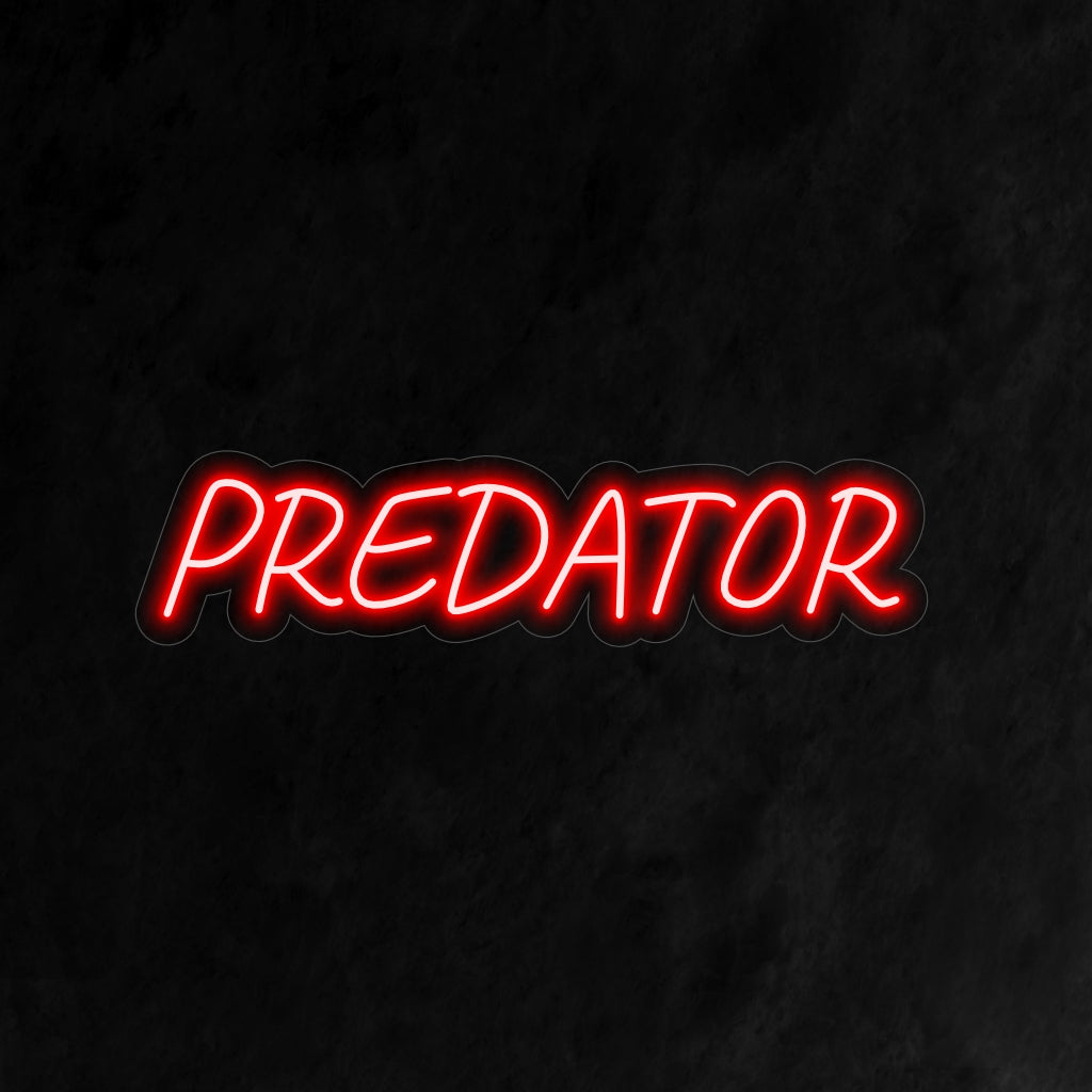 „Predator Neon Sign“ ist eine wilde und intensive Ergänzung, perfekt für Räume, die eine kühne und kraftvolle Atmosphäre ausstrahlen. Erleuchten Sie mit der Kraft und Energie eines Raubtiers!