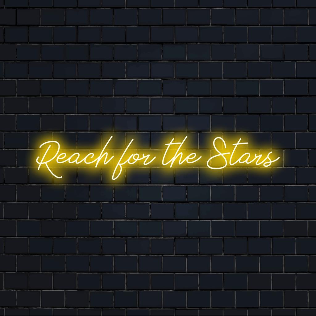 Individuelles LED-Neonschild mit der Aufschrift „Reach For The Stars“, perfekt, um jedem Raum oder Bereich einen einzigartigen Glanz zu verleihen.