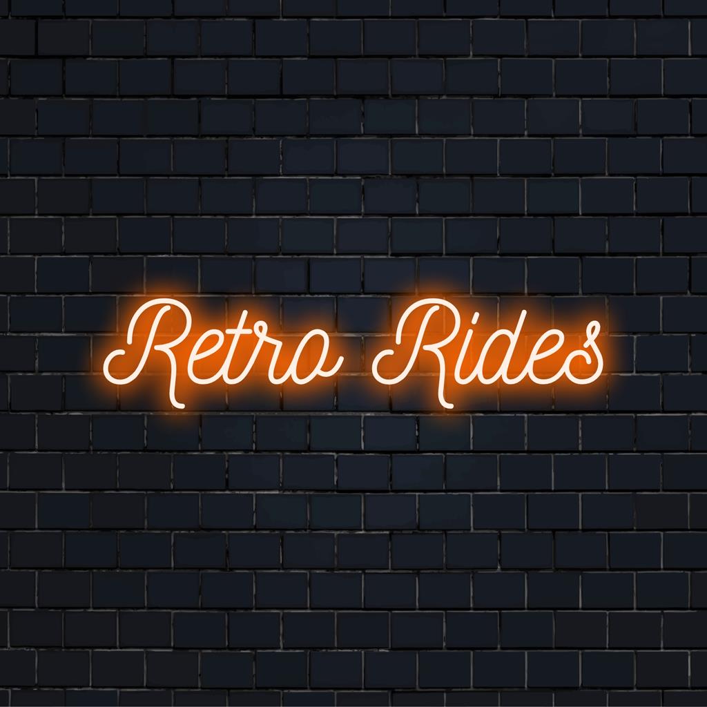 Lebendiges LED-Neonschild „Retro Rides“ im klassischen Stil. Perfektes Neonlicht-Dekor für Autoenthusiasten und Vintage-Liebhaber.