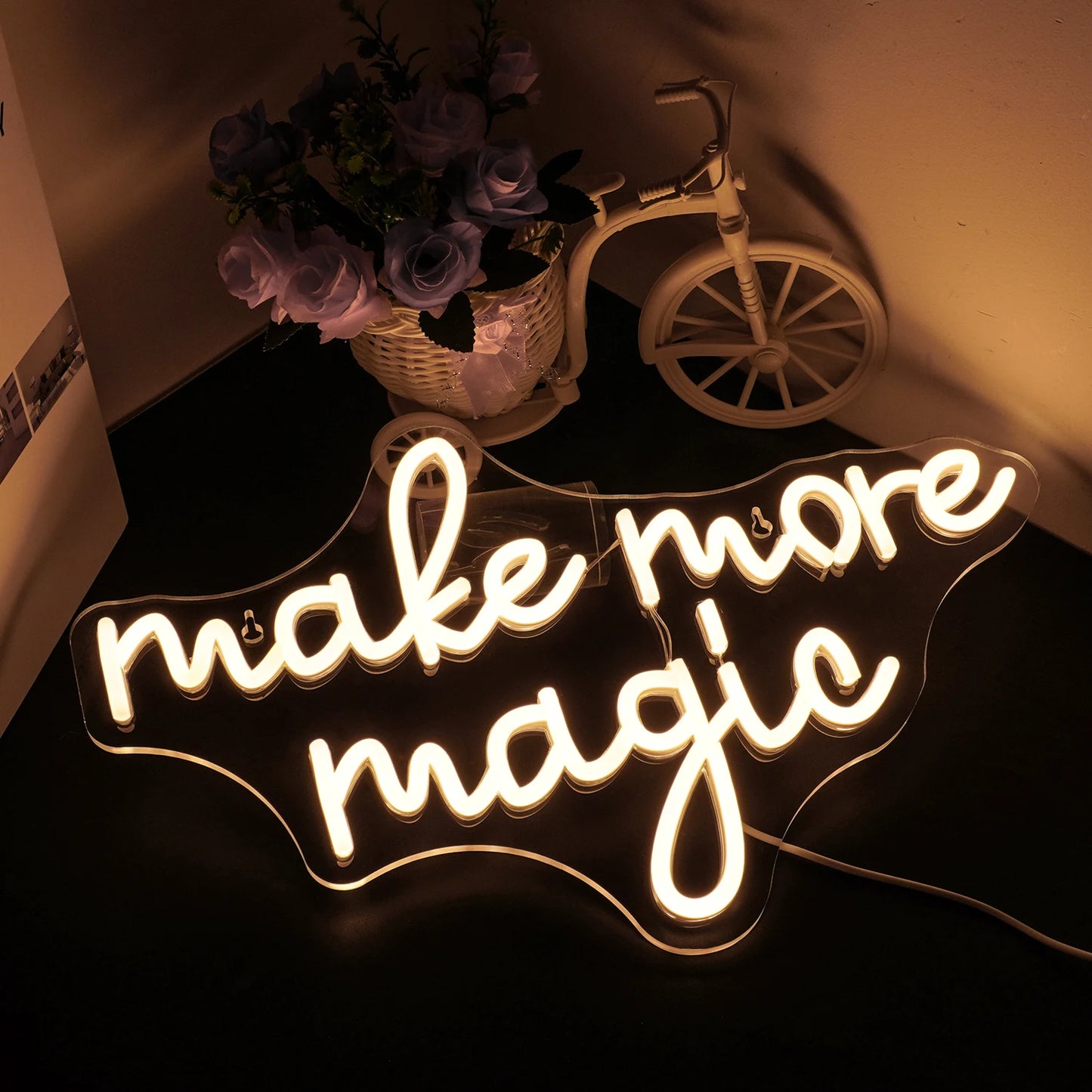 Make More Magic 5V USB LED Leuchtschild - Preiswert