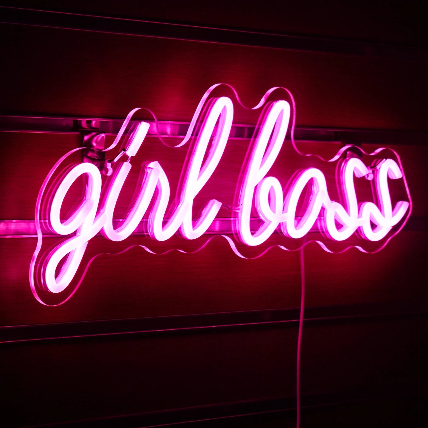 Girl Boss 5V USB LED Leuchtschild - Preisgünstig