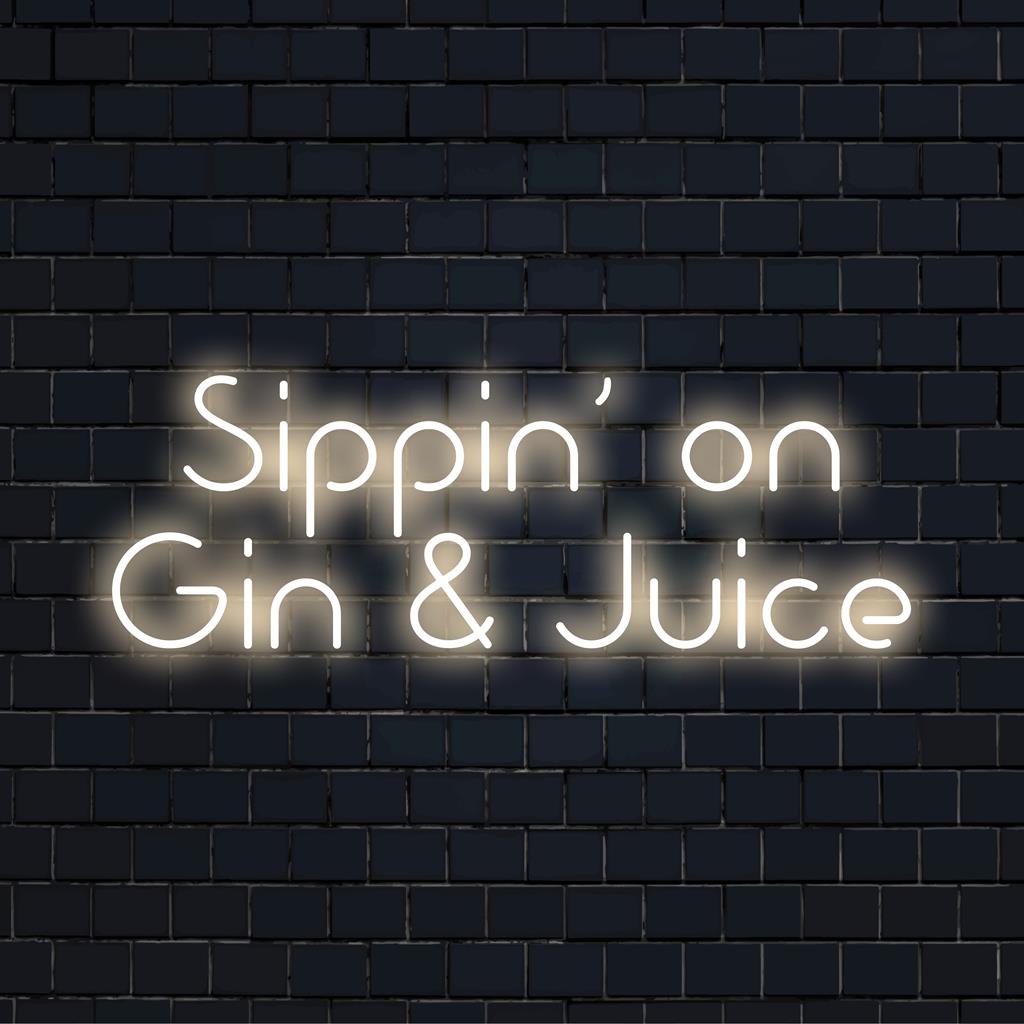 Individuelles LED-Neonschild mit der Aufschrift „Sippin‘ On Gin And Juice“ in leuchtenden Lichtern, ideal für eine einzigartige Raumdekoration.