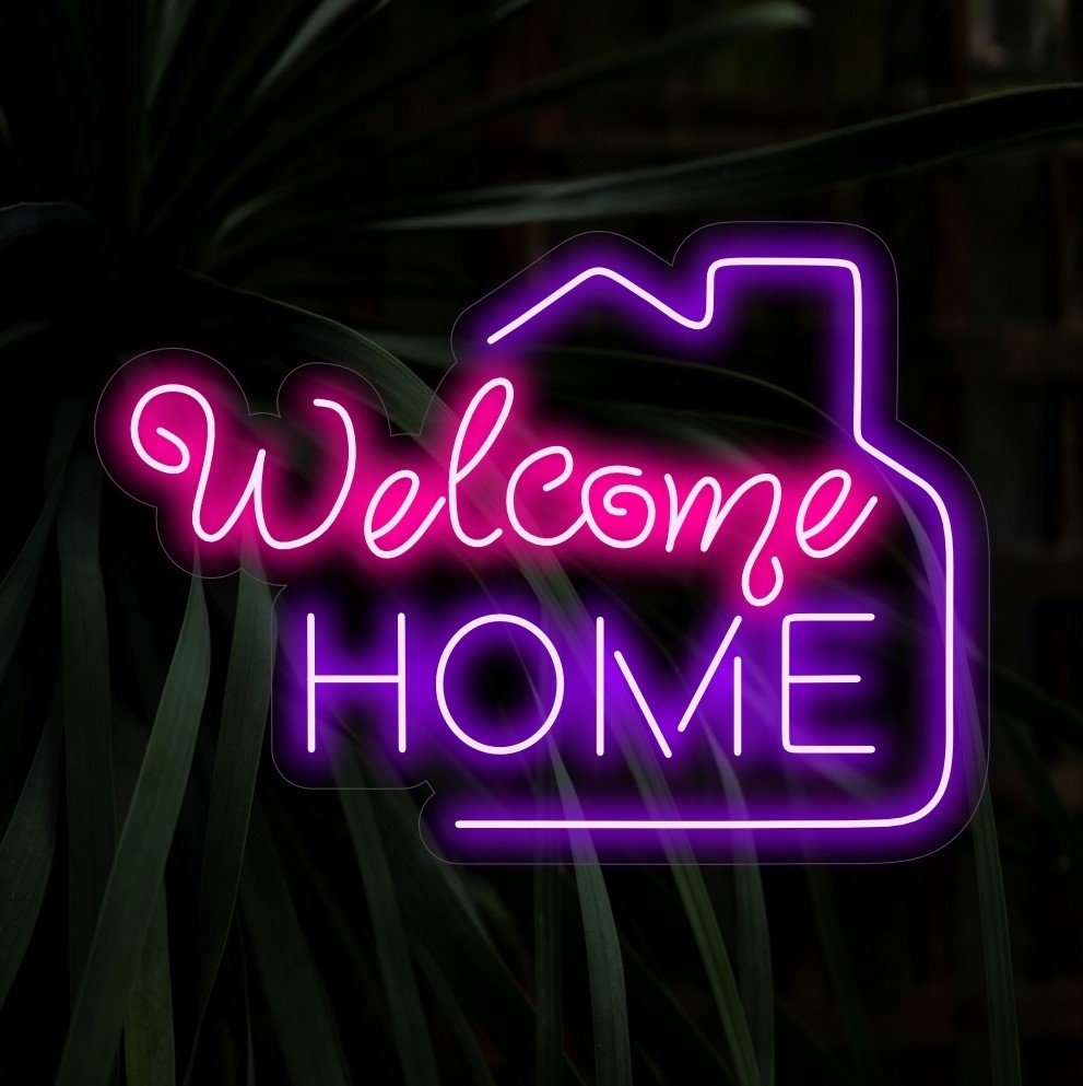 „Welcome Home Neon Sign“ strahlt mit seinem gemütlichen Schein Wärme und Gastfreundschaft aus und schafft eine herzerwärmende Atmosphäre für diejenigen, die Ihren Raum betreten.