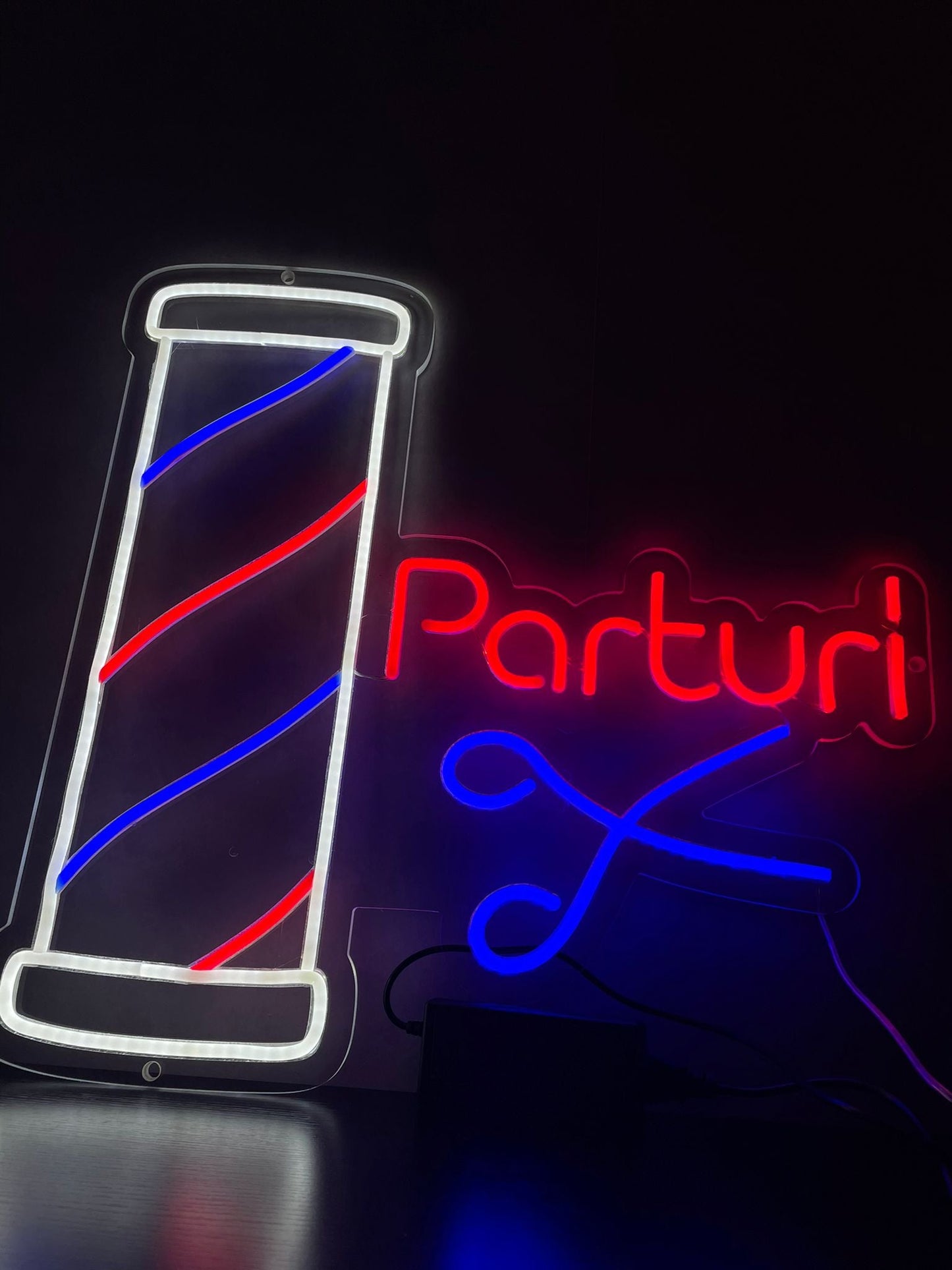 Parturi Barber Shop Neonschild - The Art Neon