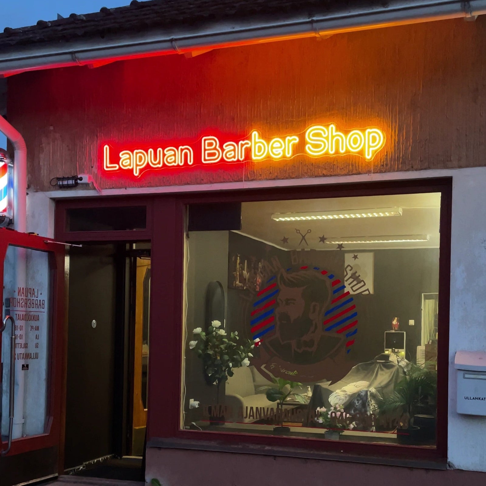 Beauty & Hair Salon & Barber