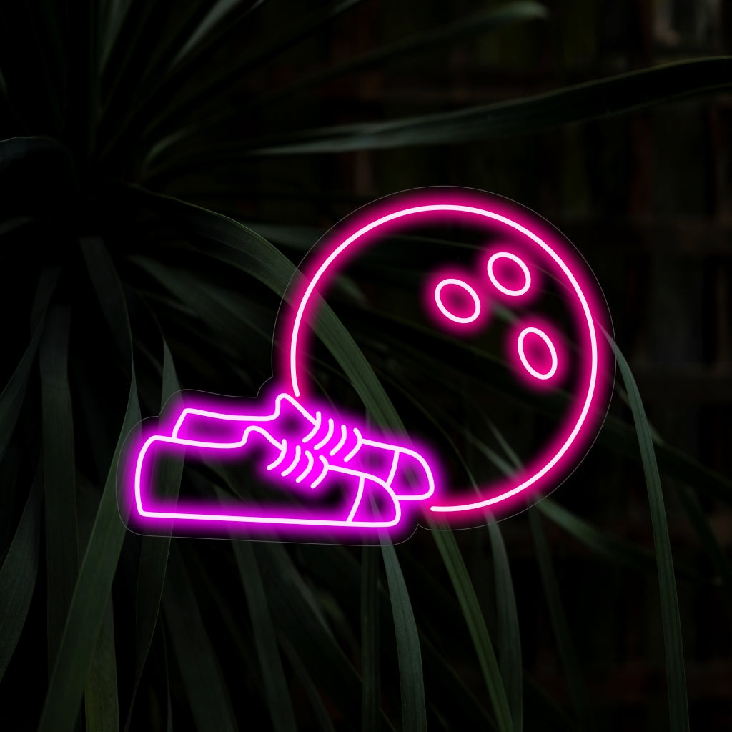 Maßgefertigtes LED-Neonschild mit einer leuchtenden Bowlingkugel und Schuhen; perfekt für einzigartige Neon-Wandkunst und -Dekoration.