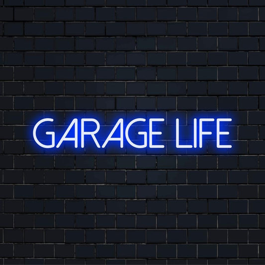 Individuelles LED-Neonschild mit der Aufschrift „Garage Life“, perfekt, um jedem Raum mit strahlender Neonkunst Charakter zu verleihen.