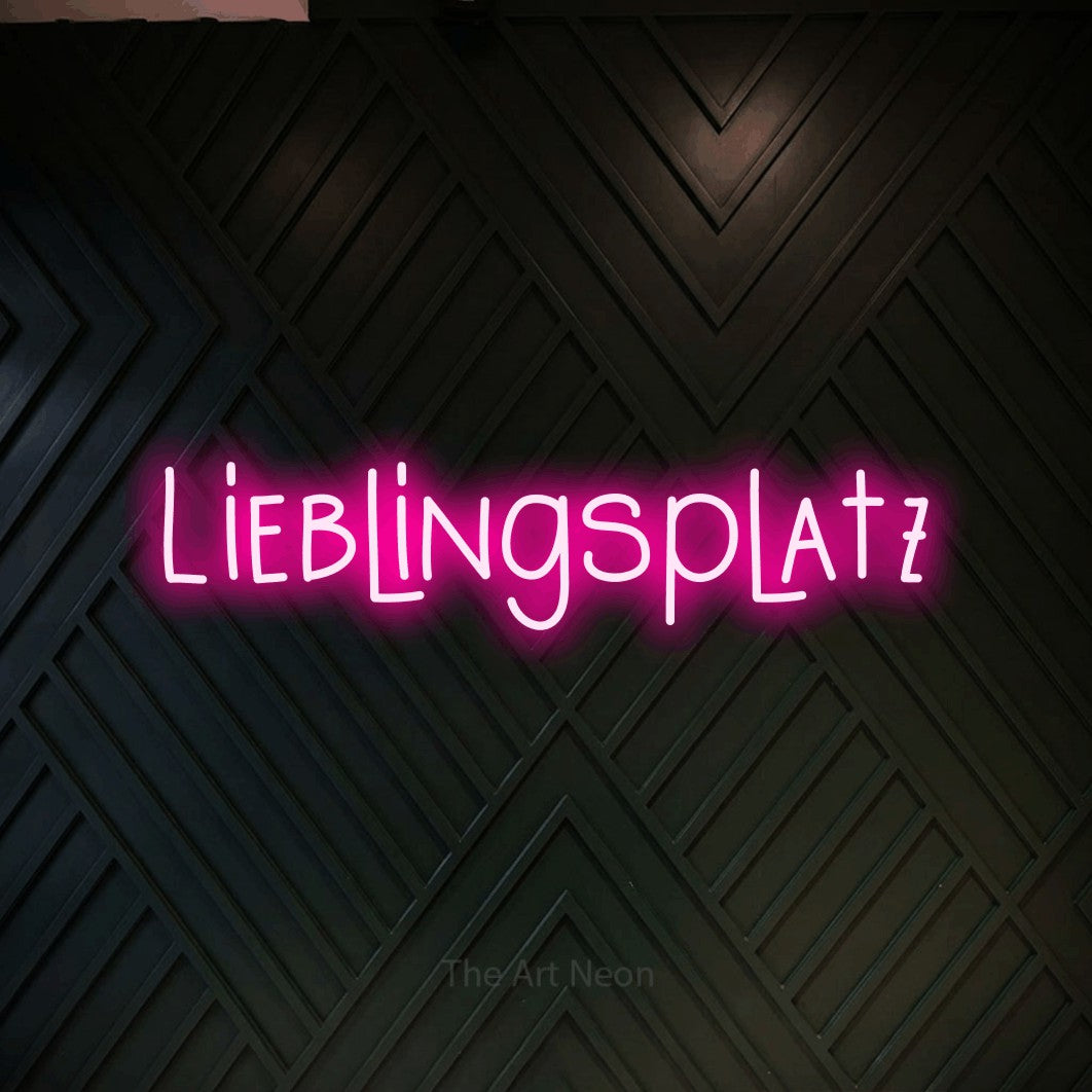 LED neon sign reading “Lieblingsplatz”, arranged in a single line.