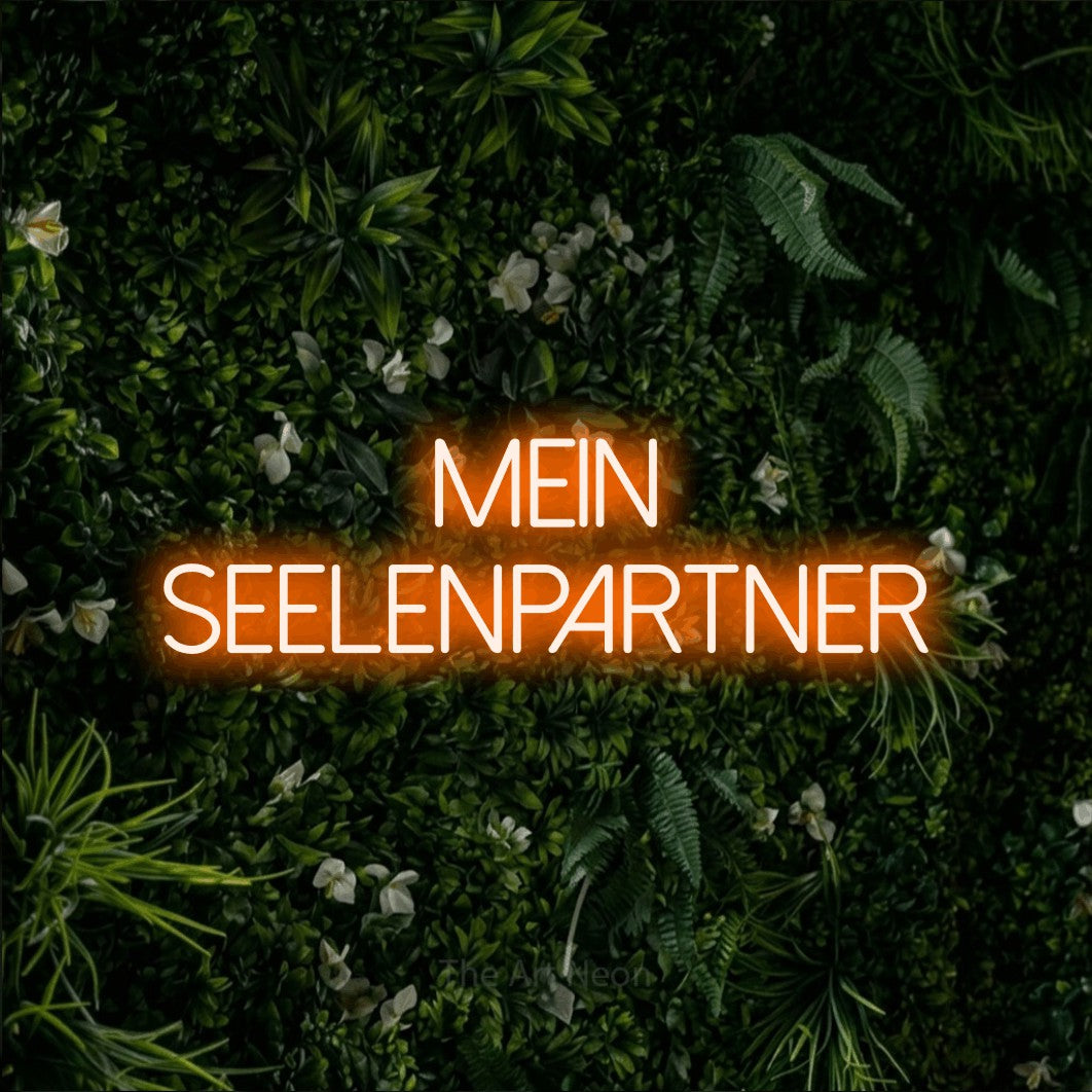 LED neon sign reading “mein SEELENPARTNER”, arranged in 2 lines.
