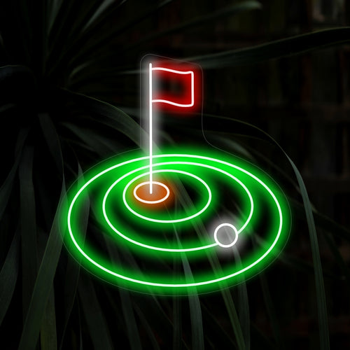 „Golf Hole Neon Sign“ – Strahlt den Geist des Spiels aus, perfekt für Golf-Themenbereiche und Sportbars, feiert die Liebe zum Golf und den Nervenkitzel des perfekten Lochs.