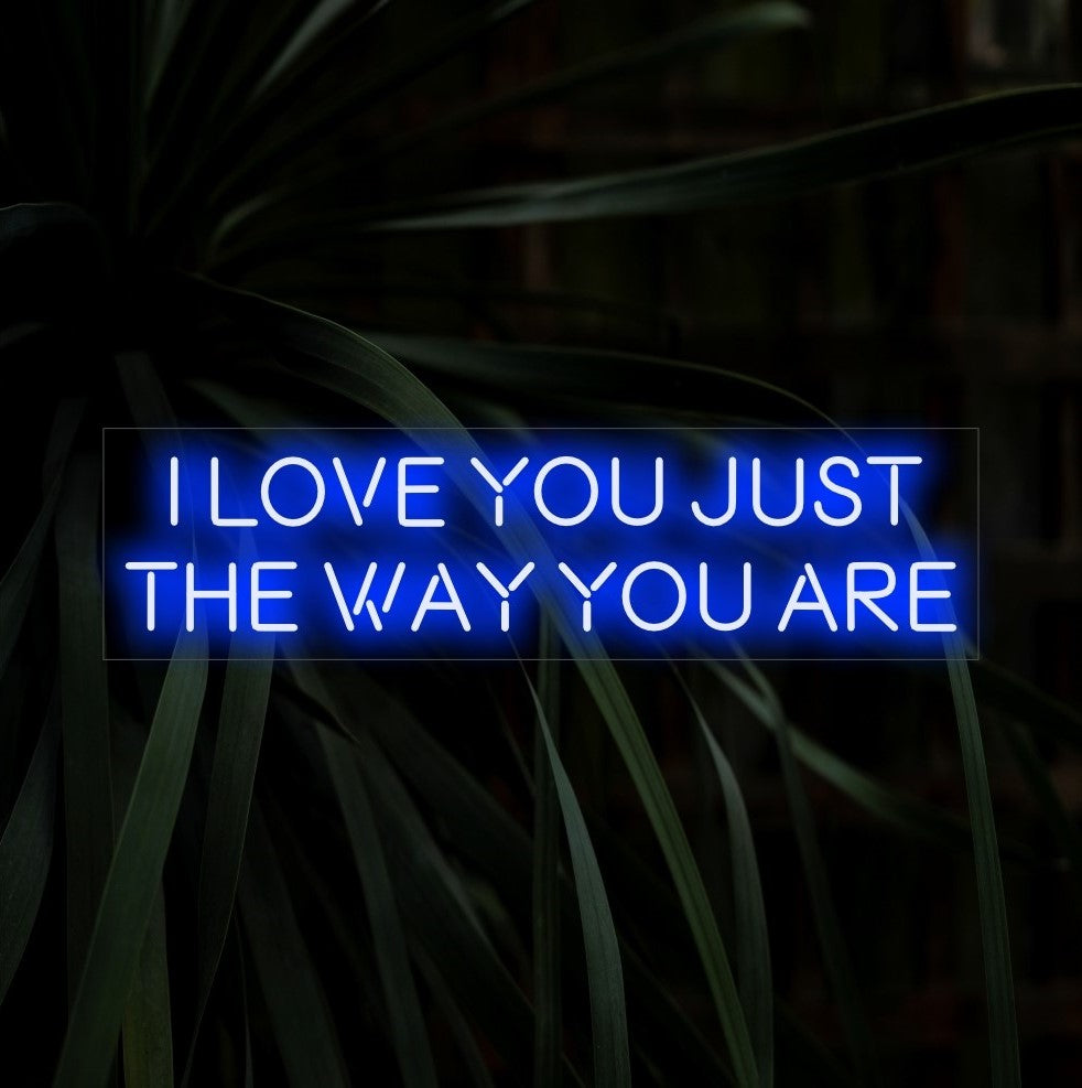 „Ich liebe dich so, wie du bist“-Neonschild – eine herzliche und romantische Ergänzung mit einer zeitlosen Liebeserklärung, die eine warme und intime Atmosphäre für Liebesfeiern schafft.