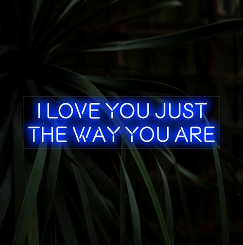 „Ich liebe dich so, wie du bist“-Neonschild – eine herzliche und romantische Ergänzung mit einer zeitlosen Liebeserklärung, die eine warme und intime Atmosphäre für Liebesfeiern schafft.