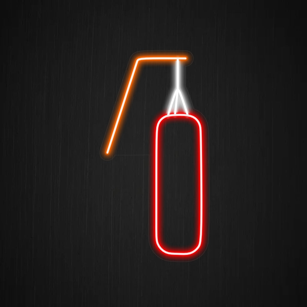 „Punching Bag Neon Sign“ ist eine dynamische und energiegeladene Ergänzung, perfekt für Räume, die dem Fitness- und Kampfsport gewidmet sind. Erleuchten Sie mit dem Geist der Stärke und Entschlossenheit!