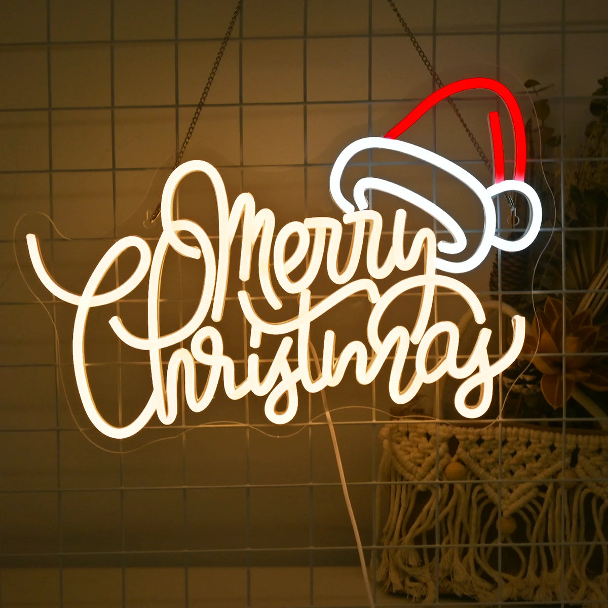 Merry Christmas – Warmweiße Buchstaben mit Weihnachtsmütze – LED-Neonschild (5 V USB)