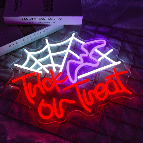 Trick or Treat – Spinnennetz und Hexenhut – LED-Neonschild (5 V USB)