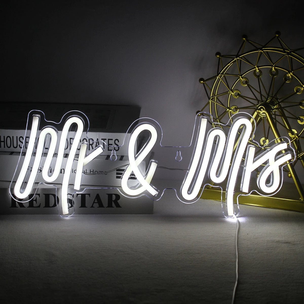 Mr & Mrs – LED-Neon-Schriftzug (5 V USB)