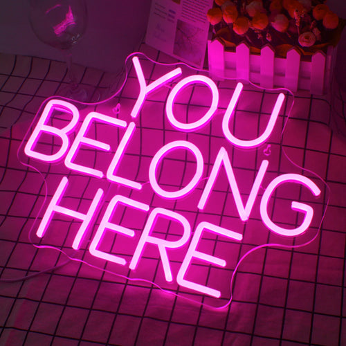 You Belong Here – LED-Neon-Schriftzug (5 V USB)