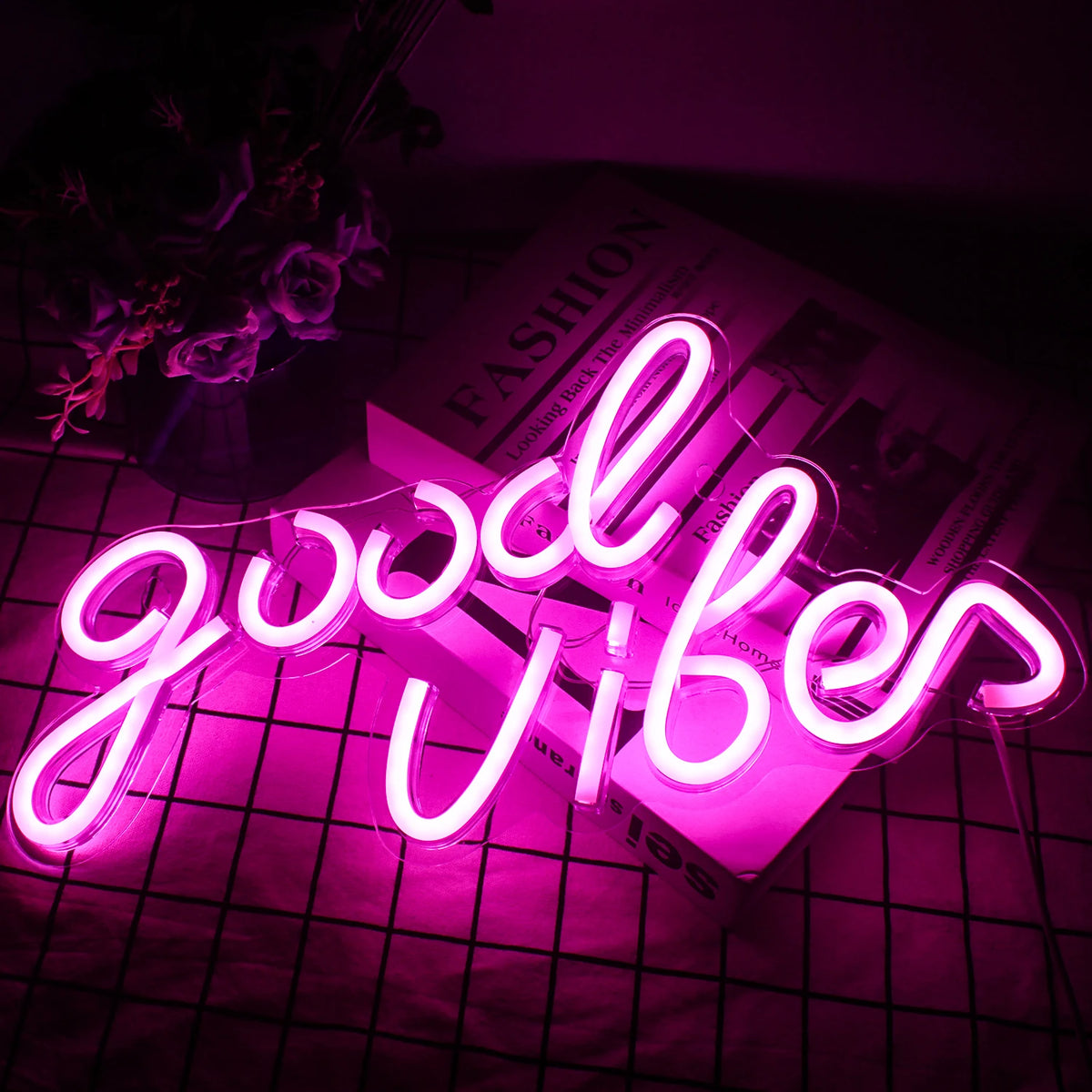 Good Vibes – LED-Neon-Schriftzug (5 V USB)
