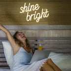 Shine Bright – LED-Neon-Schriftzug (5 V USB)