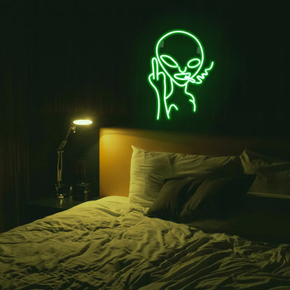 Smoking Alien 5V Mini USB LED Neon Sign - Budget Friendly