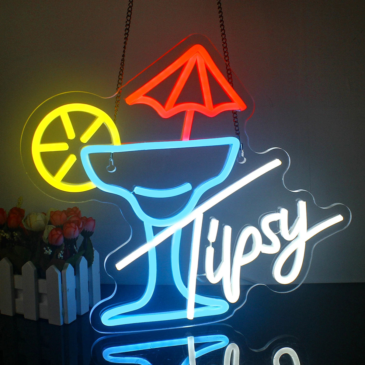Tipsy – Cocktailglas mit Schirmchen und Zitrusscheibe – LED-Leuchtschild (5 V USB)