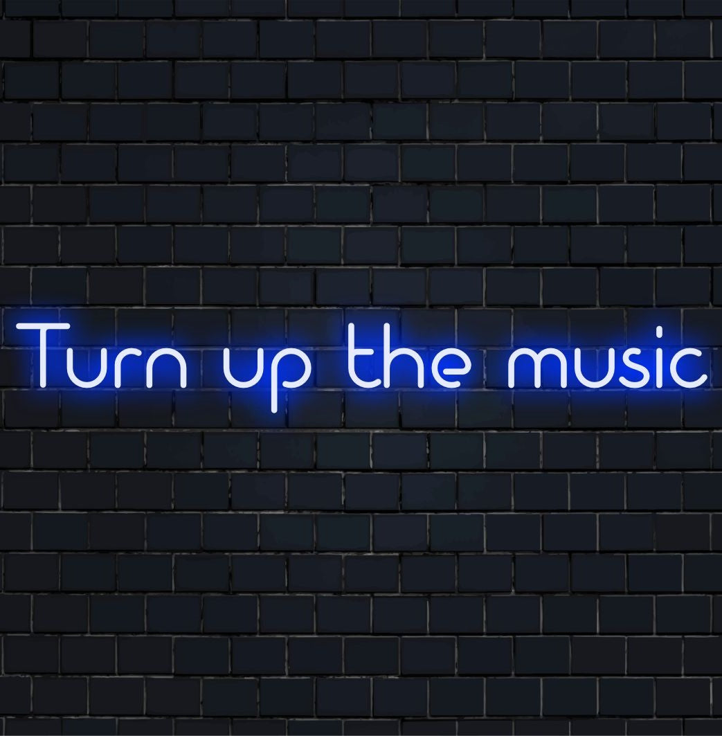 Individuelles LED-Neonschild mit dem Satz „Turn Up The Music“ in leuchtenden Farben, ideal für eine energiegeladene Einrichtung und Musikliebhaber.