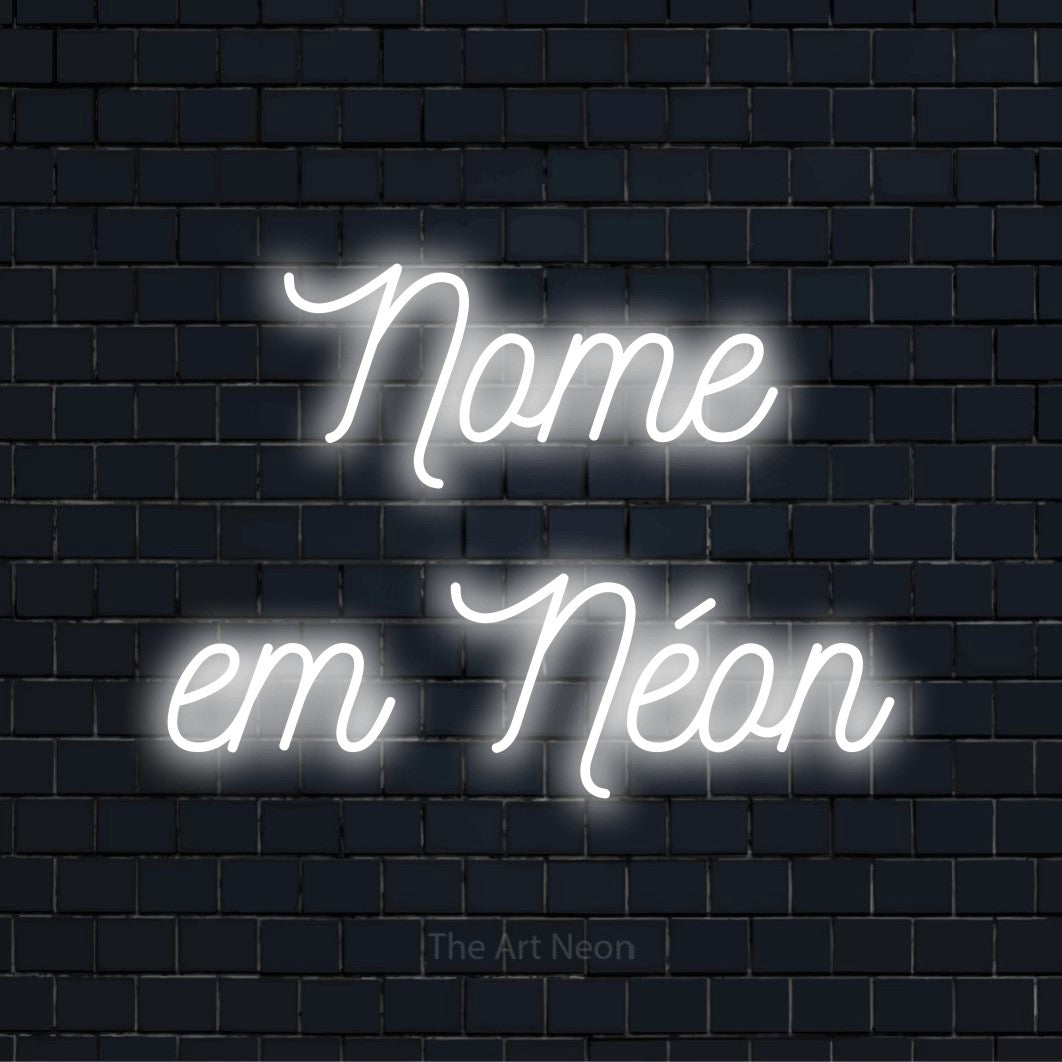 Letreiro néon LED com o texto “Nome em Néon” numa parede escura